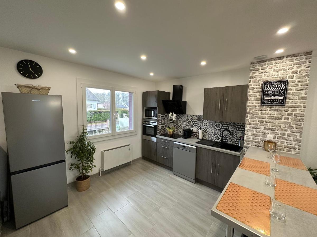 Agreable Maison Avec Jardin A Joinville Zewnętrze zdjęcie