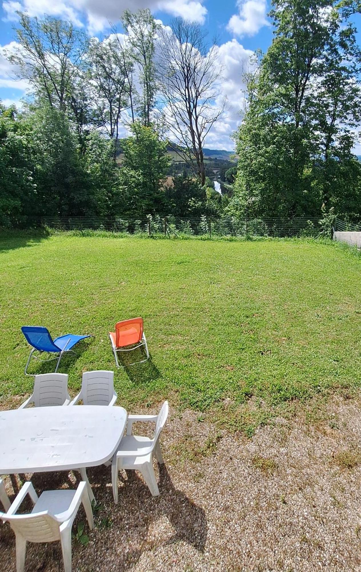 Agreable Maison Avec Jardin A Joinville Zewnętrze zdjęcie